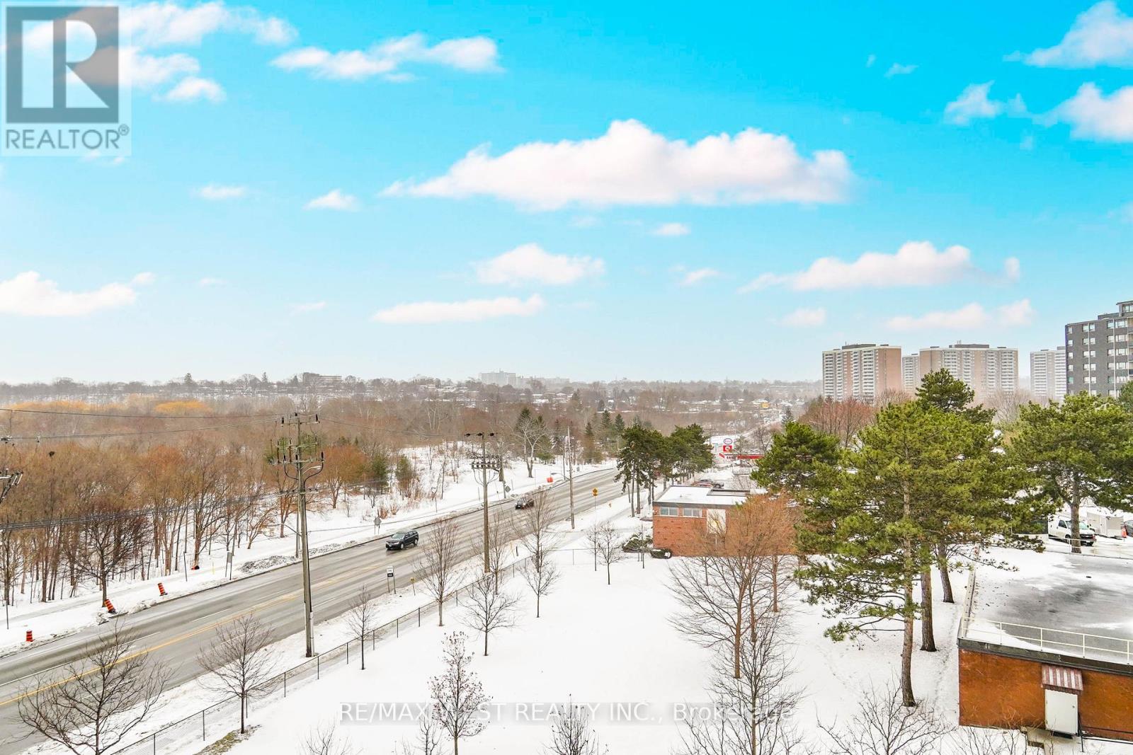 409 - 35 Fontenay Court, Toronto, Ontario  M9A 0C4 - Photo 11 - W12803000