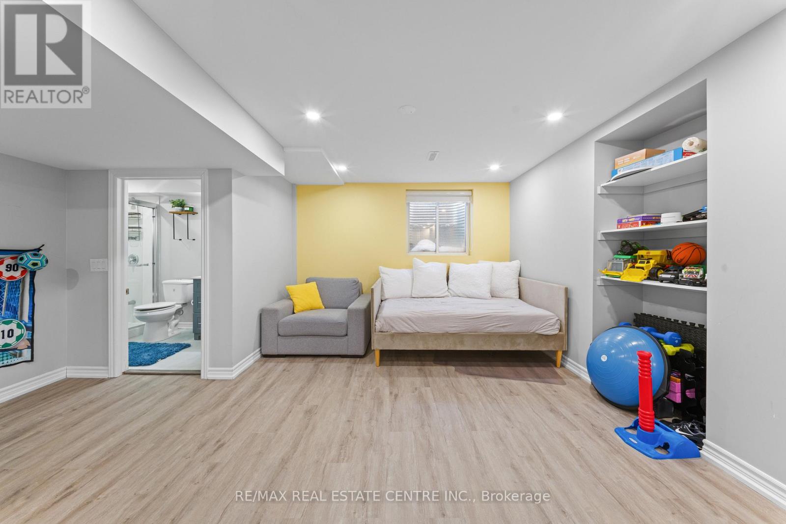 19 Jaffa Drive, Brampton, Ontario  L6S 4C7 - Photo 42 - W12803004