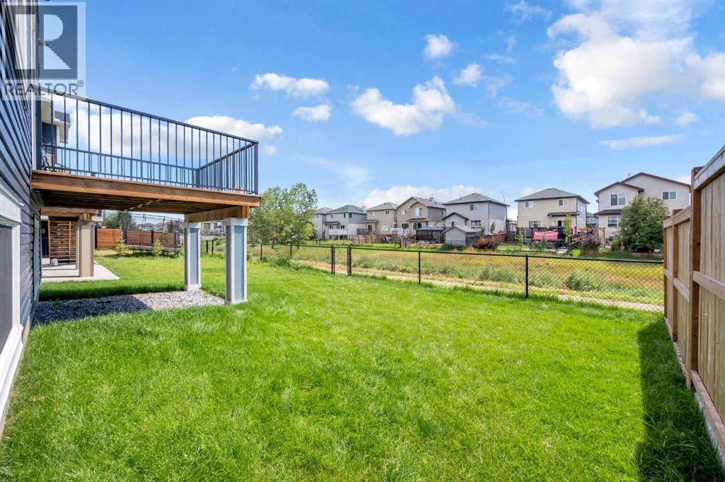 945 Midtown Avenue Sw, Airdrie, Alberta  T4B 4V8 - Photo 46 - A2287241