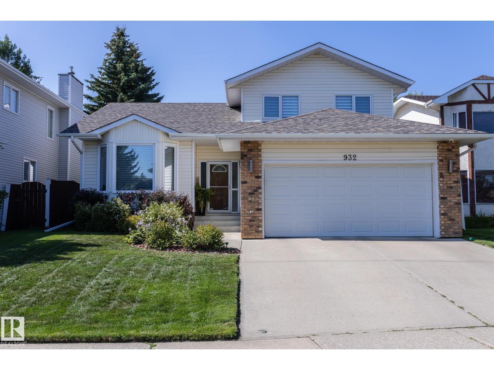 932 110a St Nw, Edmonton, Alberta  T6J 6N1 - Photo 2 - E4474103