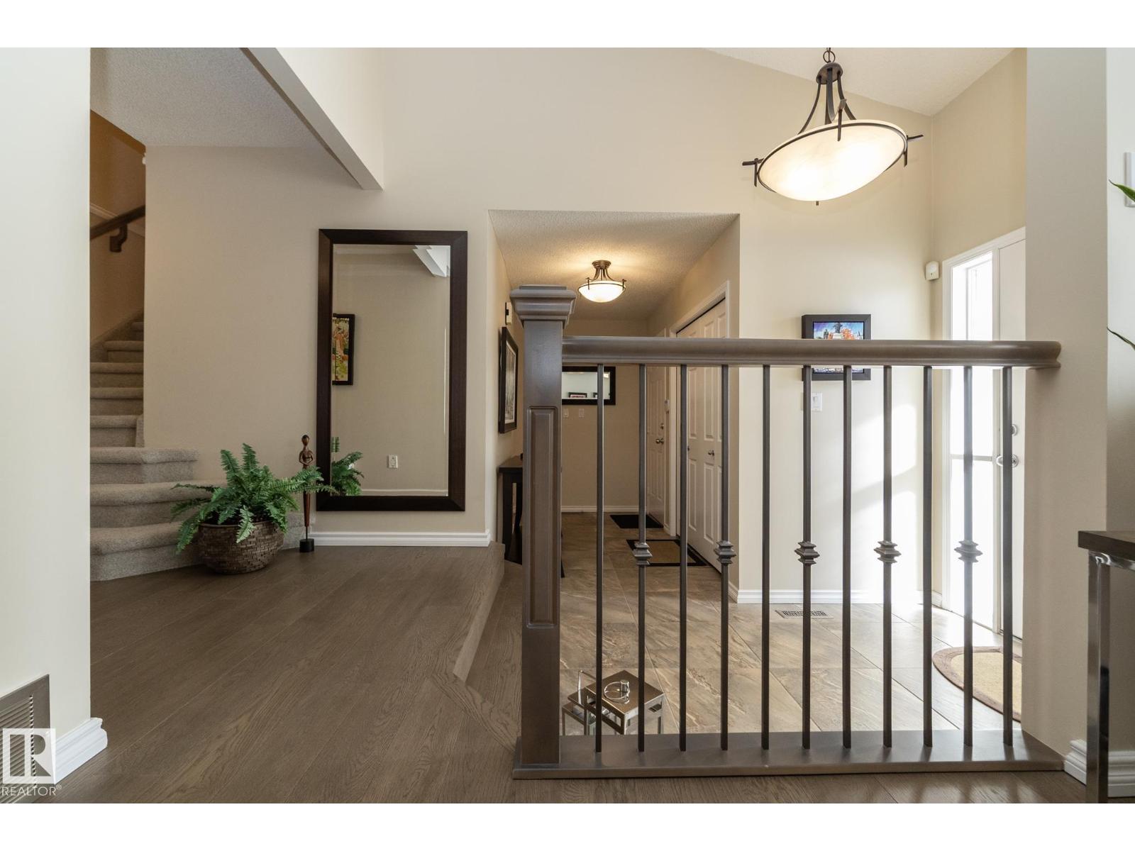 932 110a St Nw, Edmonton, Alberta  T6J 6N1 - Photo 43 - E4474103