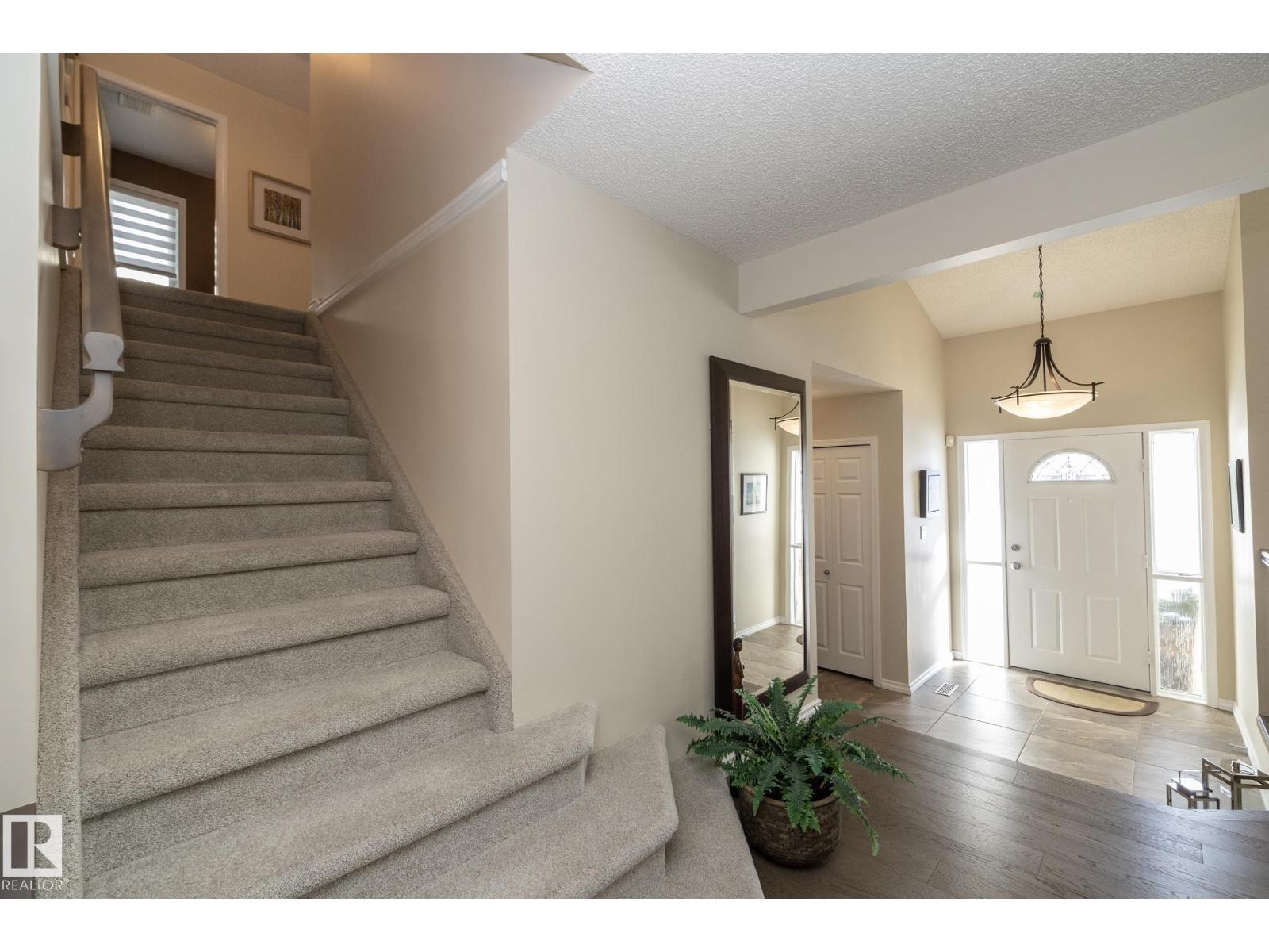 932 110a St Nw, Edmonton, Alberta  T6J 6N1 - Photo 44 - E4474103