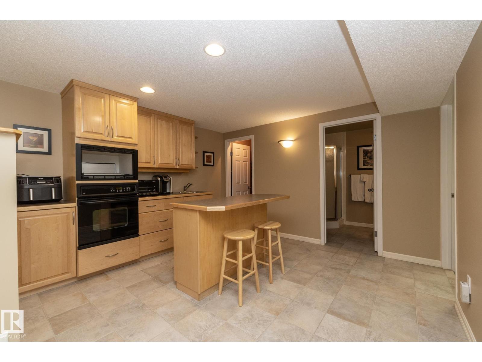 932 110a St Nw, Edmonton, Alberta  T6J 6N1 - Photo 62 - E4474103