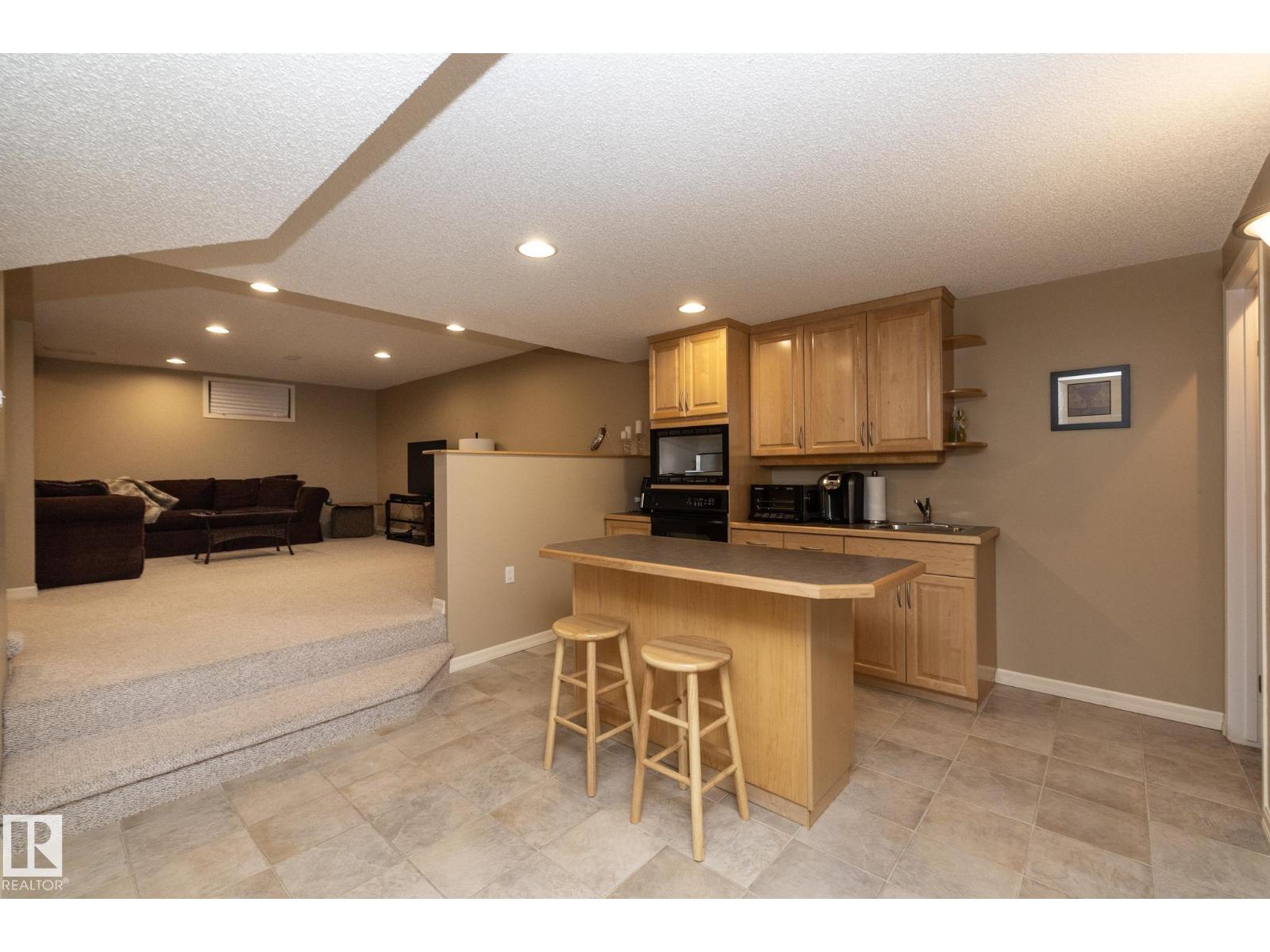 932 110a St Nw, Edmonton, Alberta  T6J 6N1 - Photo 63 - E4474103