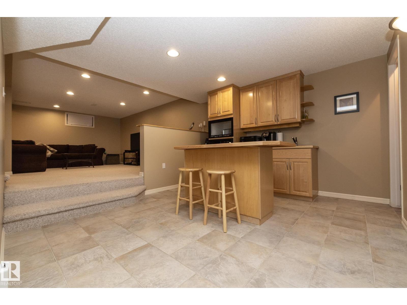 932 110a St Nw, Edmonton, Alberta  T6J 6N1 - Photo 66 - E4474103