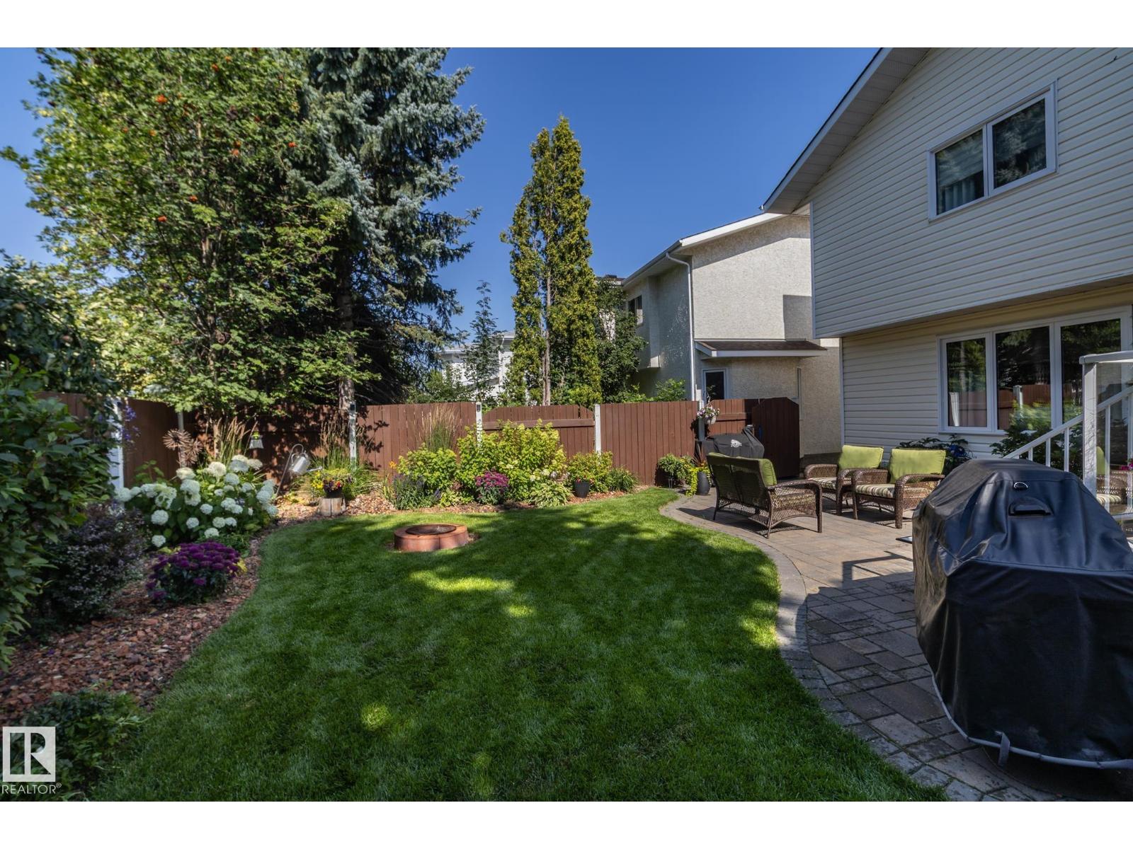 932 110a St Nw, Edmonton, Alberta  T6J 6N1 - Photo 6 - E4474103