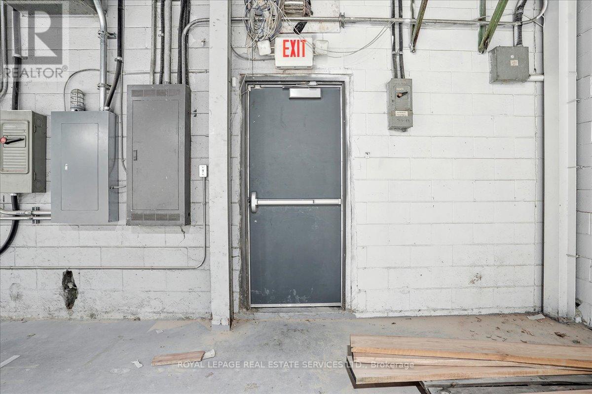 C - 590 South Service Road, Hamilton (Stoney Creek Industrial), Ontario  L8E 2W1 - Photo 19 - X12802978