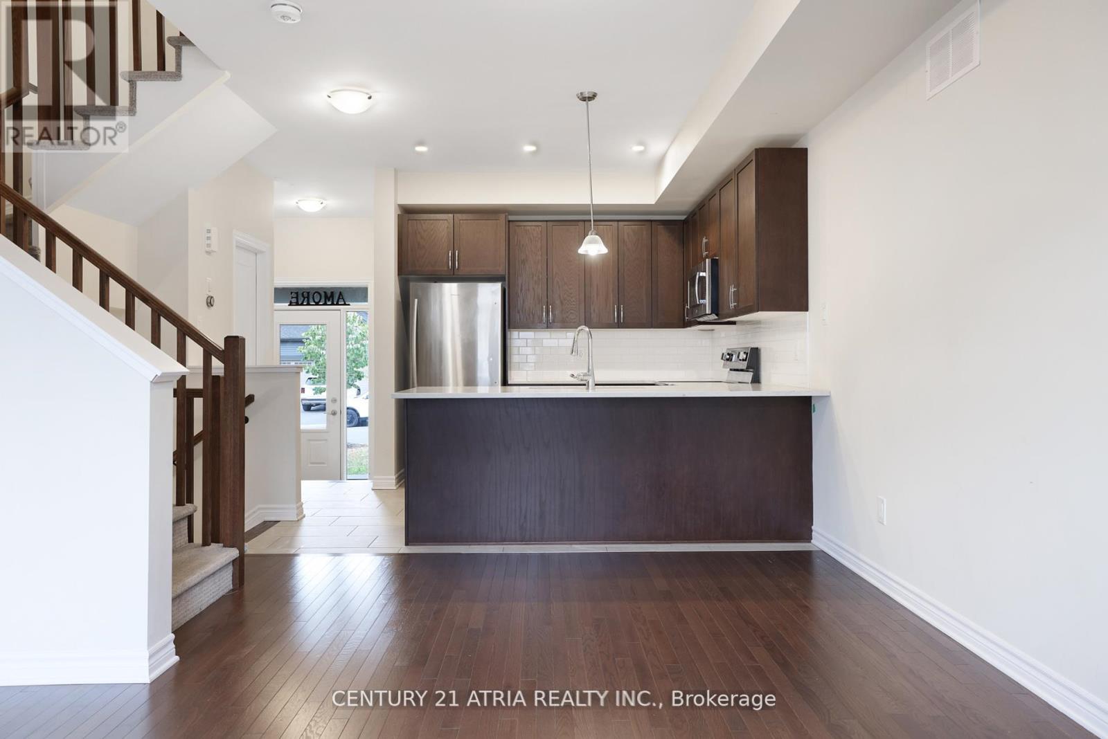 14 ROOKIE CRESCENT, Ottawa, Ontario