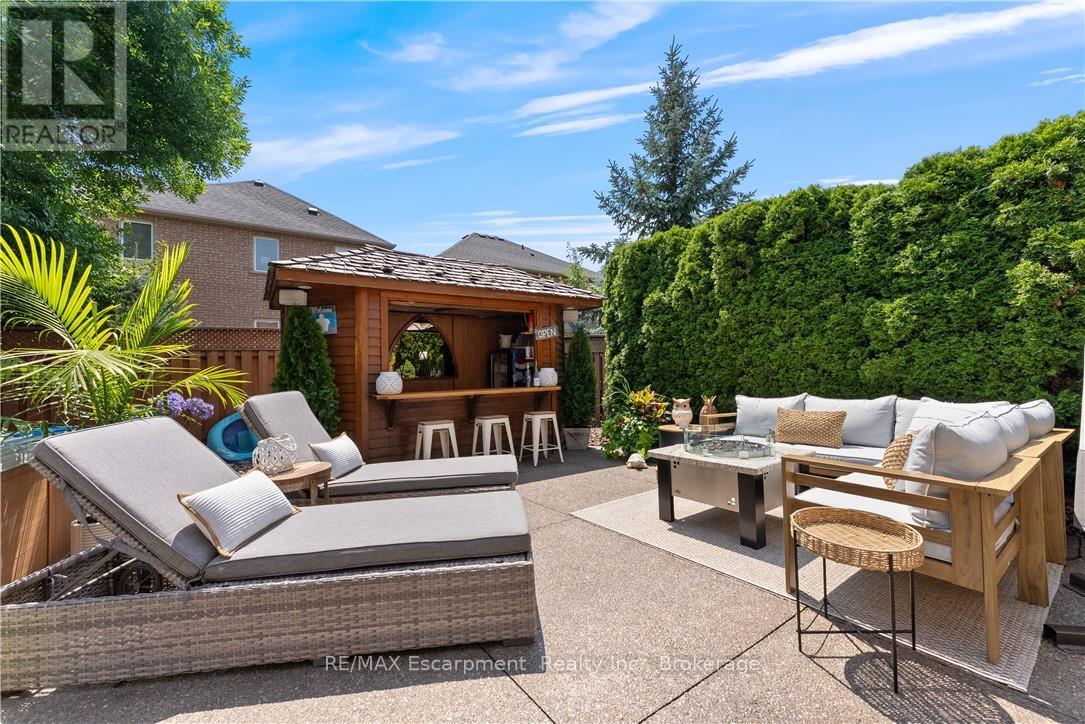 2454 Longridge Crescent, Oakville, Ontario  L6H 6N8 - Photo 42 - W12803054