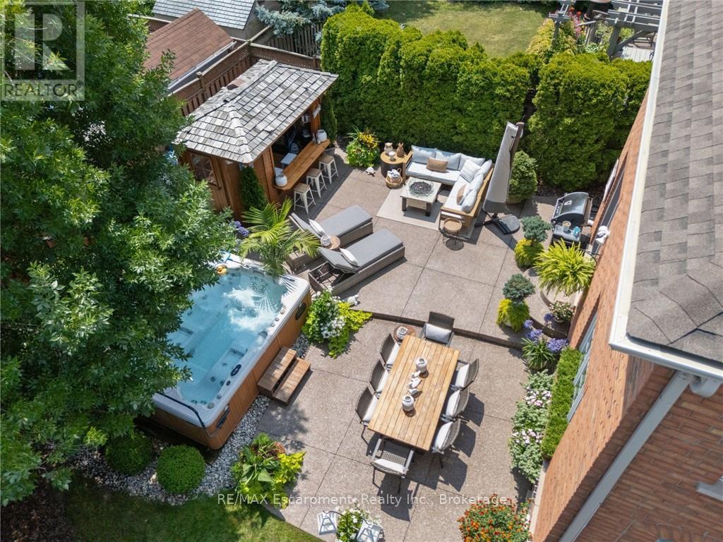 2454 Longridge Crescent, Oakville, Ontario  L6H 6N8 - Photo 46 - W12803054