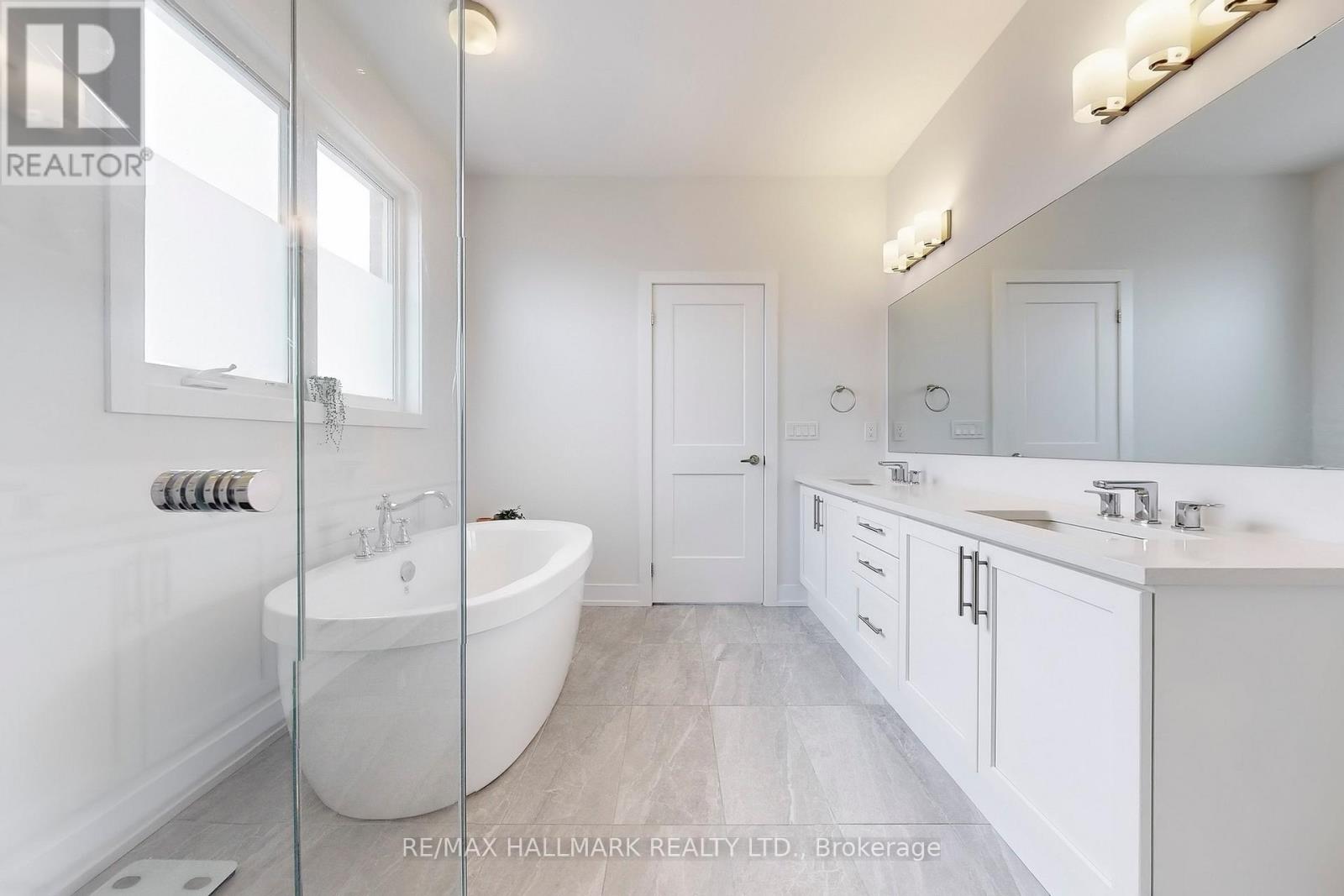 232 Busato Drive, Whitchurch-Stouffville, Ontario  L4A 4X4 - Photo 35 - N12802566