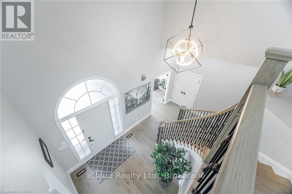 4 Deer View Ridge, Puslinch, Ontario  N1H 6H9 - Photo 10 - X12796454