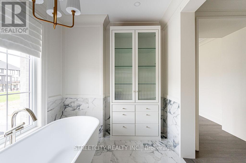 Photo 27 of 32 for 326 Manhattan Drive