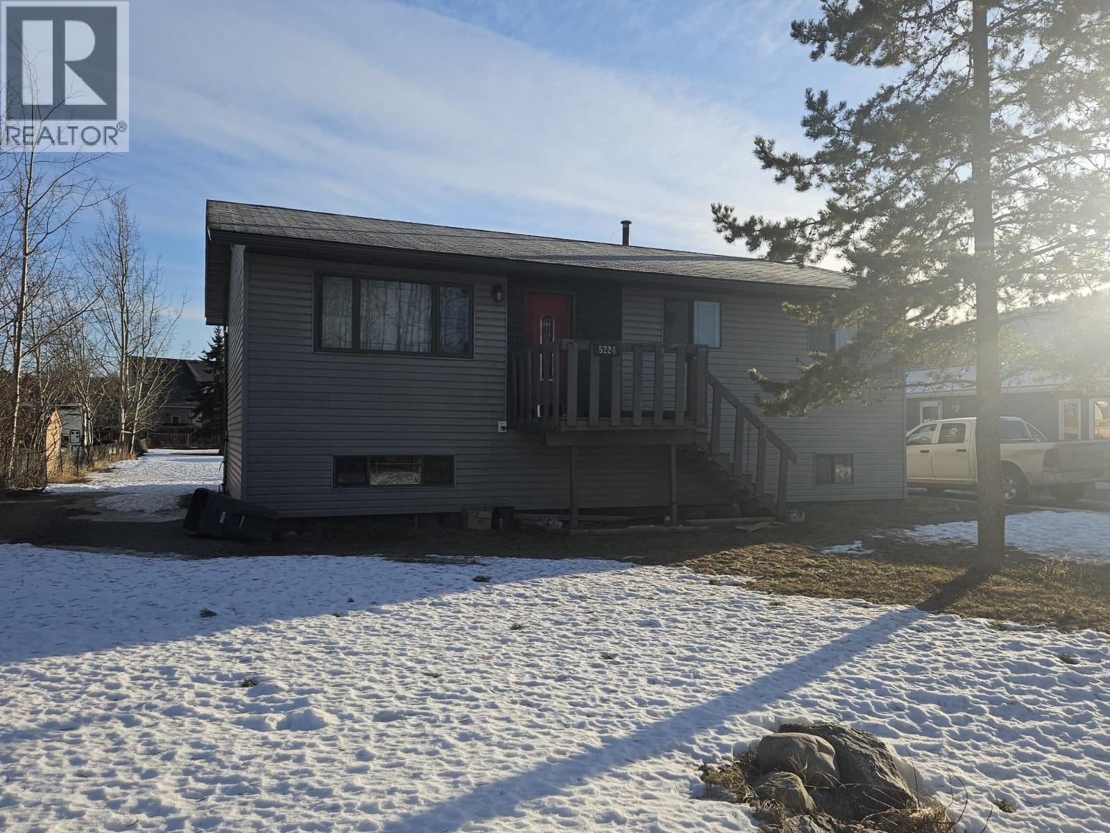 5224 42 Street NE, Chetwynd, British Columbia