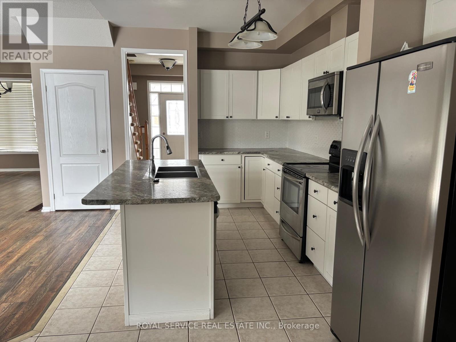 762 Carlisle Street, Cobourg, Ontario  K9A 0J1 - Photo 11 - X12803120