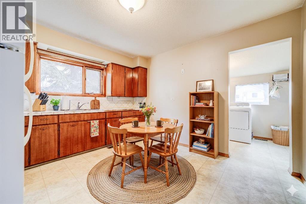 13302 16 Avenue, Blairmore, Alberta  T0K 0E0 - Photo 32 - A2286922