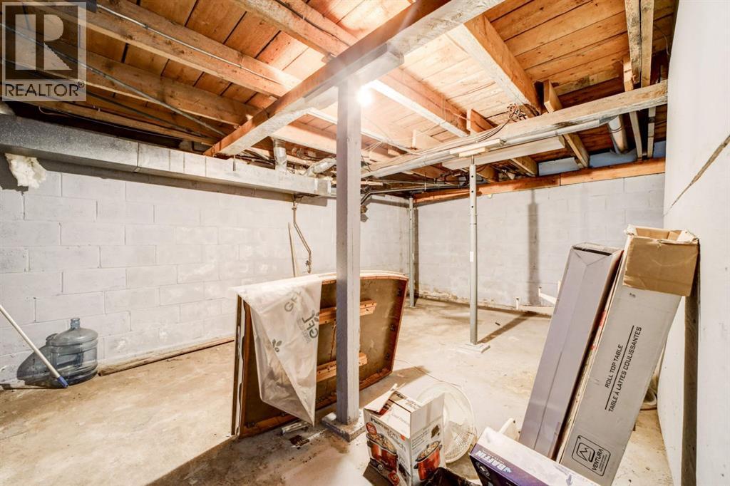 13302 16 Avenue, Blairmore, Alberta  T0K 0E0 - Photo 23 - A2286922