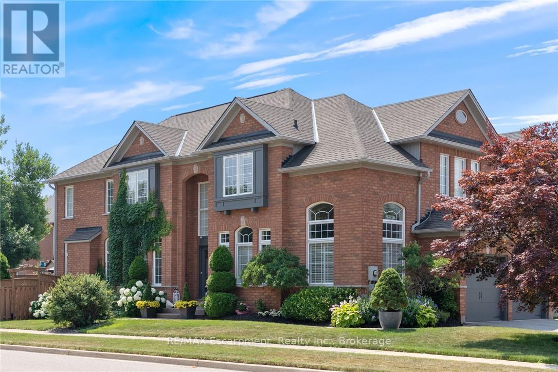 2454 LONGRIDGE CRESCENT, Oakville, Ontario