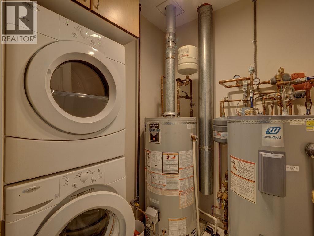 5641 Nickerson Road, Sechelt, British Columbia  V7Z 0M6 - Photo 19 - R3091660