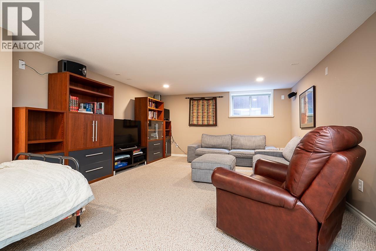 76 Eagle Pass, Port Moody, British Columbia  V3H 5E7 - Photo 28 - R3091675