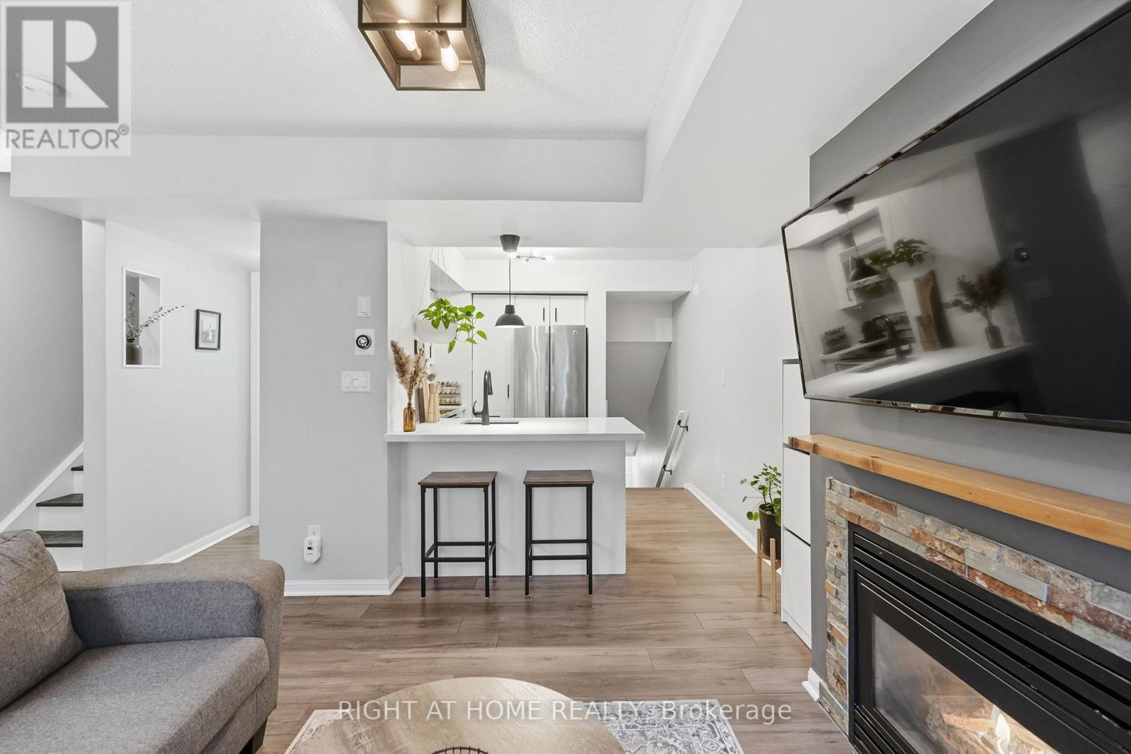 916 - 5 Everson Drive, Toronto, Ontario  M2N 7C3 - Photo 10 - C12803058