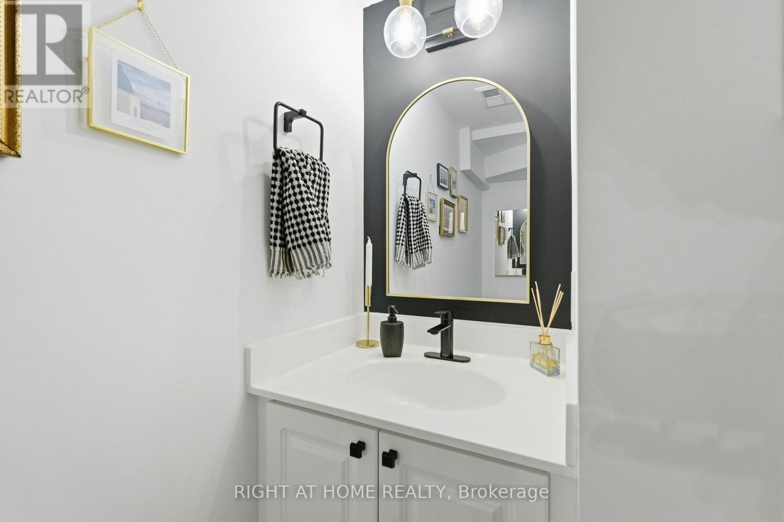 916 - 5 Everson Drive, Toronto, Ontario  M2N 7C3 - Photo 12 - C12803058