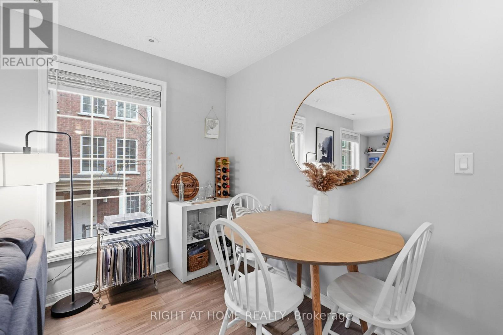 916 - 5 Everson Drive, Toronto, Ontario  M2N 7C3 - Photo 9 - C12803058