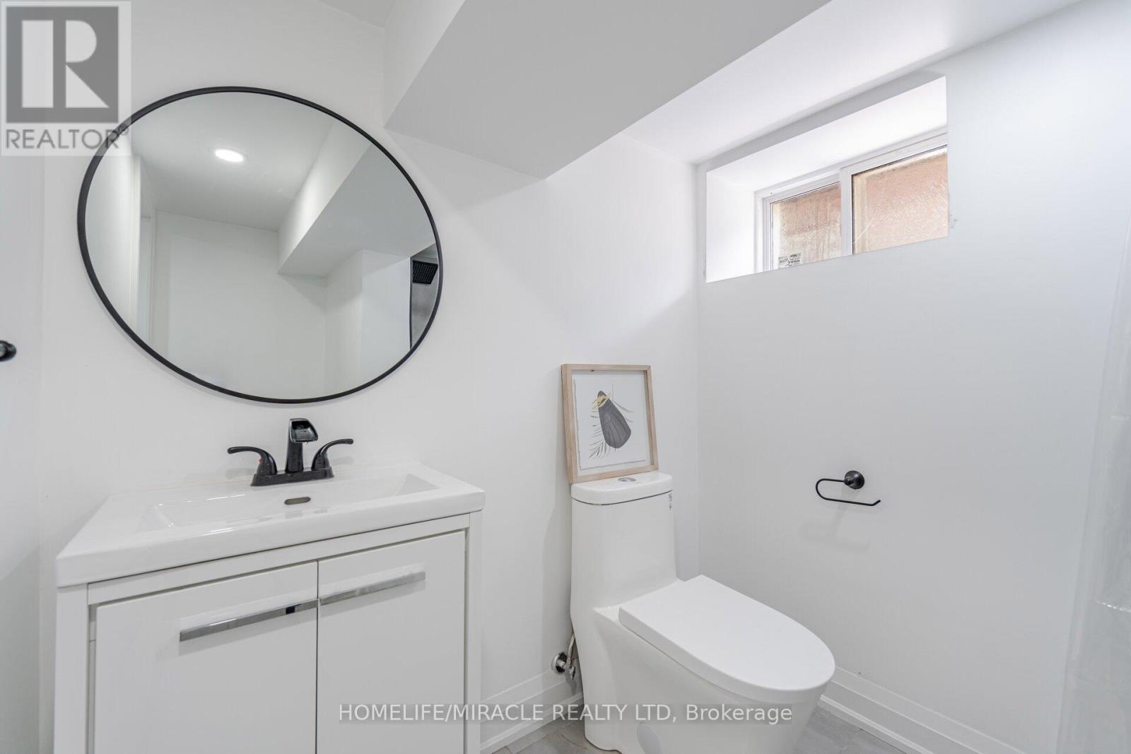 Bsmt - 388 Oakwood Avenue, Toronto, Ontario  M6E 2W3 - Photo 12 - C12803082