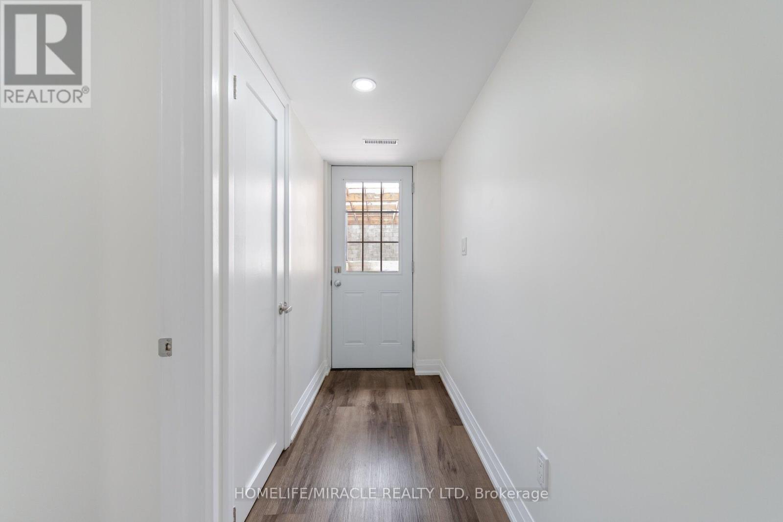 Bsmt - 388 Oakwood Avenue, Toronto, Ontario  M6E 2W3 - Photo 14 - C12803082