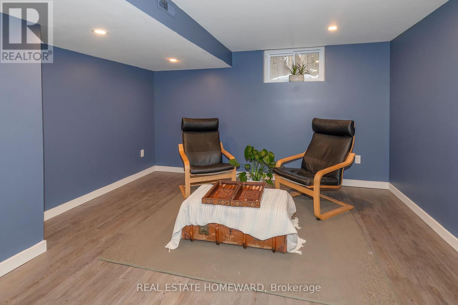 237 Ferris Road, Toronto, Ontario  M4B 1H2 - Photo 11 - E12803046