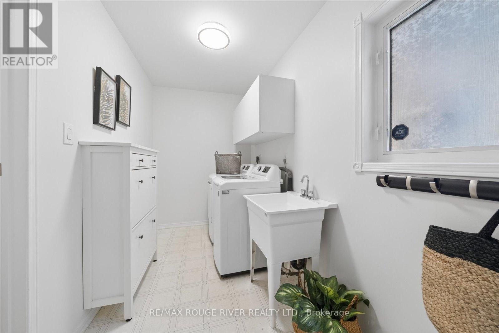 47 Downey Drive, Whitby, Ontario  L1M 1J2 - Photo 16 - E12803098