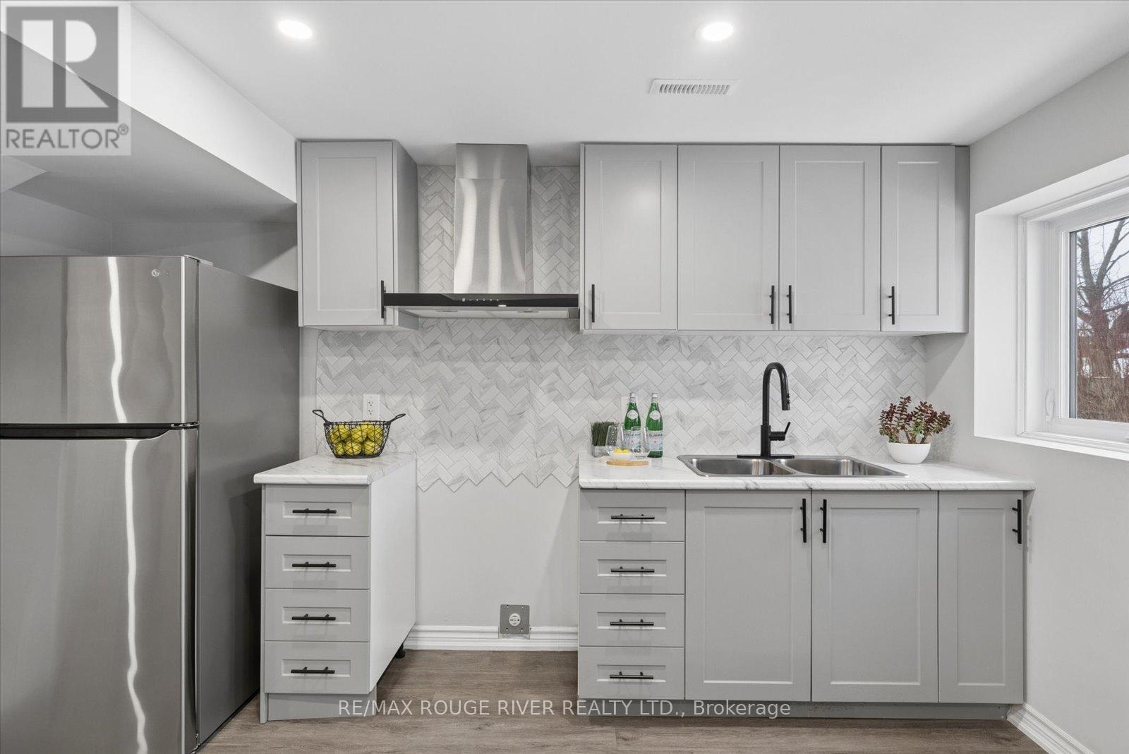 47 Downey Drive, Whitby, Ontario  L1M 1J2 - Photo 28 - E12803098