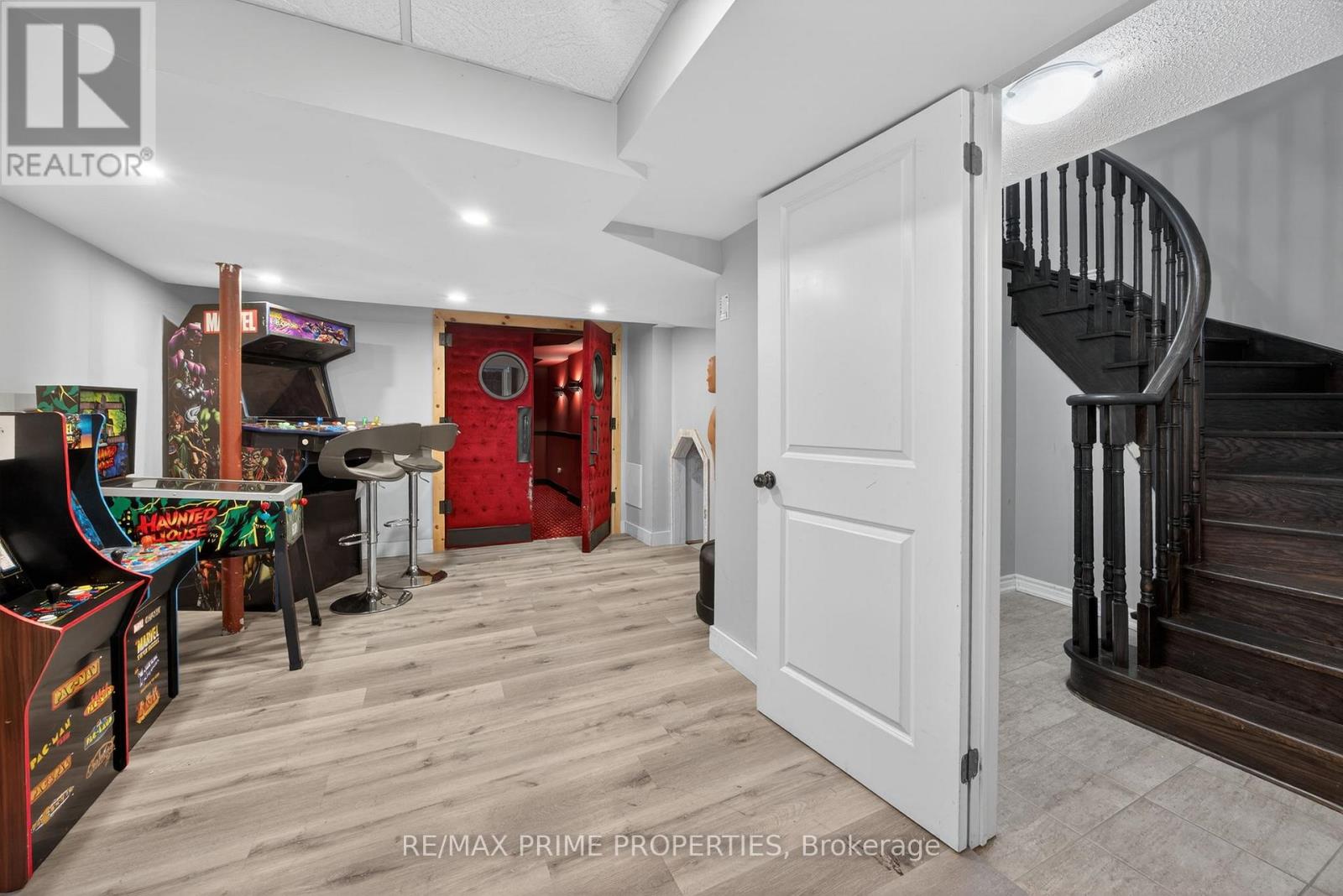 72 Ridge Gate Crescent, East Gwillimbury, Ontario  L0G 1M0 - Photo 18 - N12803116