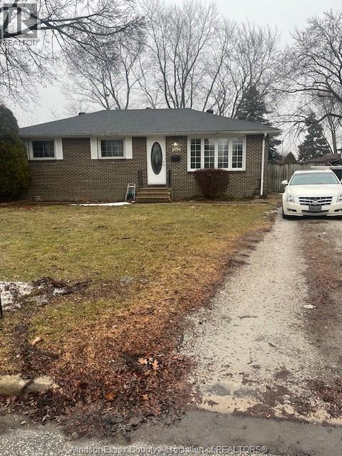 3090 Peace Court, Windsor, Ontario  N8T 2J4 - Photo 1 - 26003508