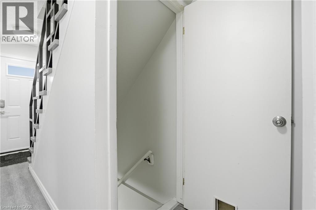 596 Grey Street Unit# 10, Brantford, Ontario  N3S 4Y1 - Photo 21 - 40806161