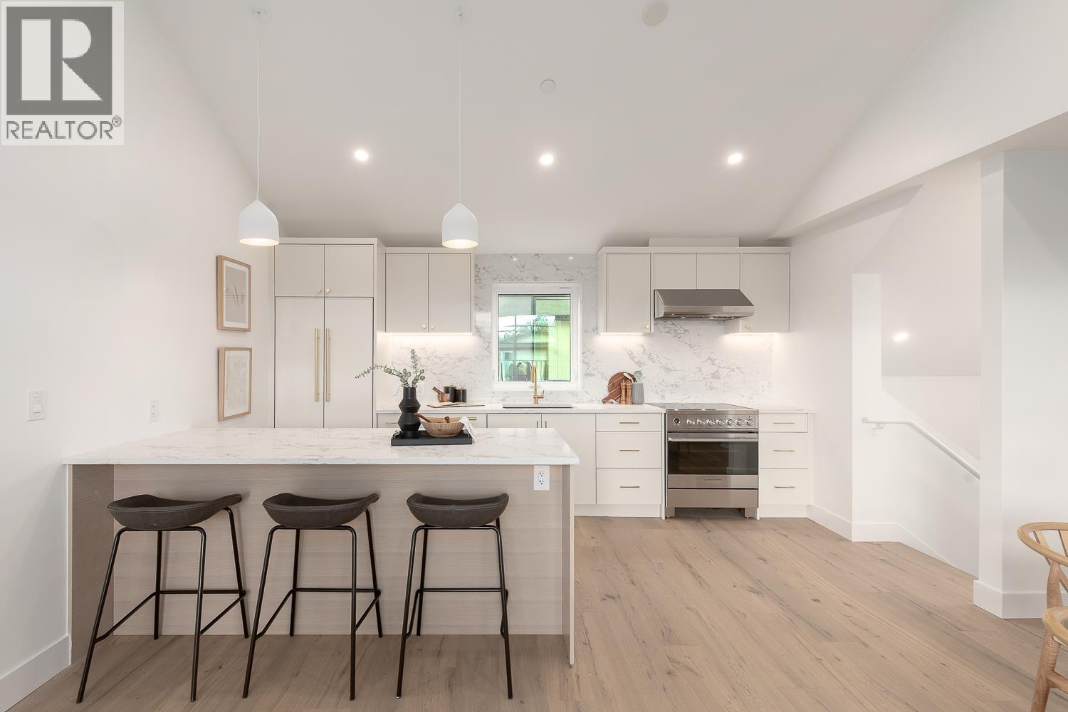 464 E 17th Avenue, Vancouver, British Columbia  V5V 1B1 - Photo 2 - R3091221