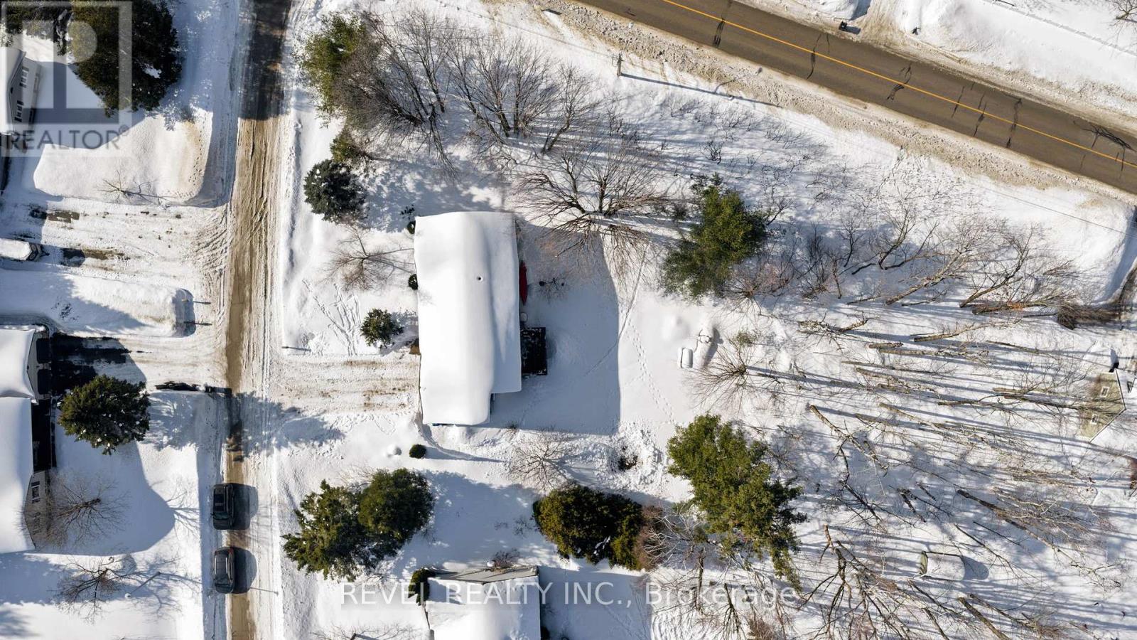 32 Hickory Lane, Oro-Medonte, Ontario  L0K 1E0 - Photo 36 - S12803060