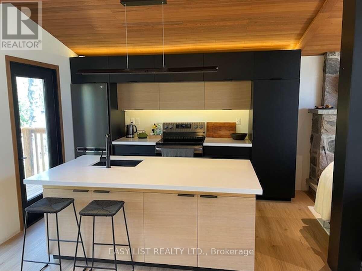 28 Birch Trail, Wasaga Beach, Ontario  L9Z 2S1 - Photo 11 - S12803112