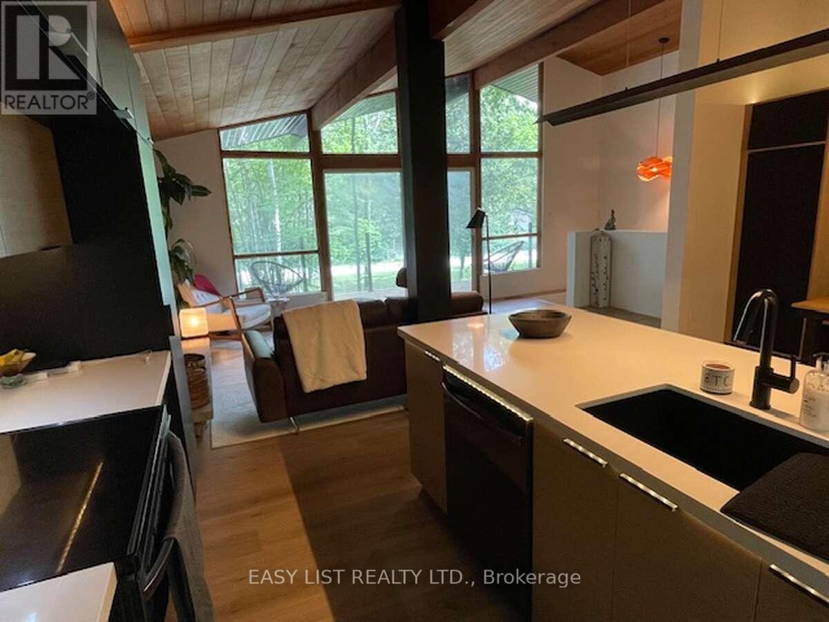 28 Birch Trail, Wasaga Beach, Ontario  L9Z 2S1 - Photo 15 - S12803112