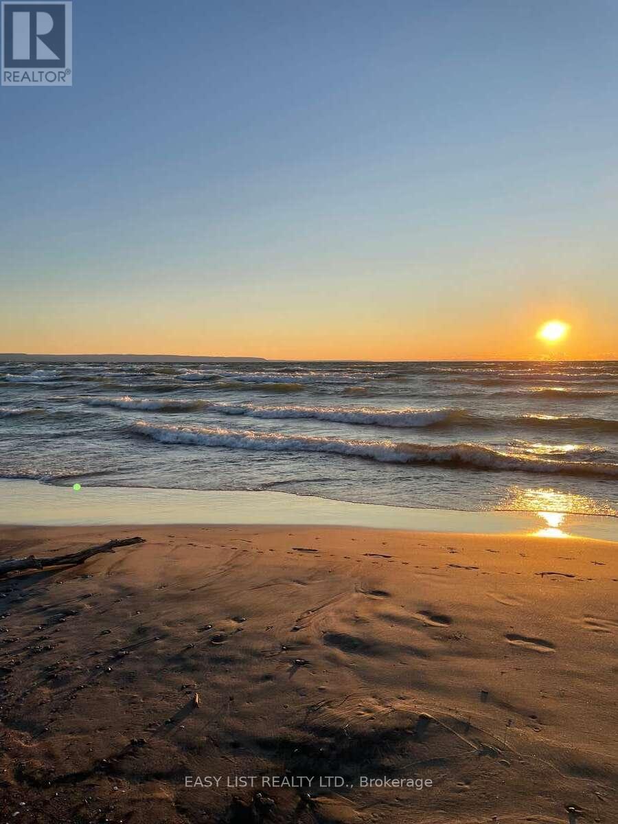 28 Birch Trail, Wasaga Beach, Ontario  L9Z 2S1 - Photo 41 - S12803112