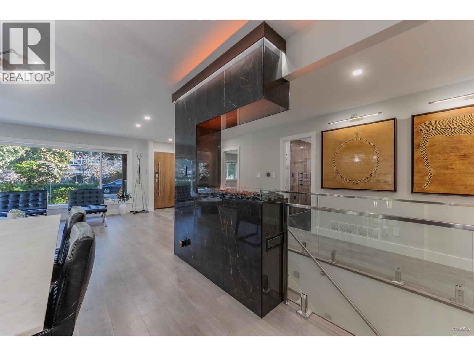 4491 Primrose Lane, North Vancouver, British Columbia  V7R 4H1 - Photo 12 - R3091289