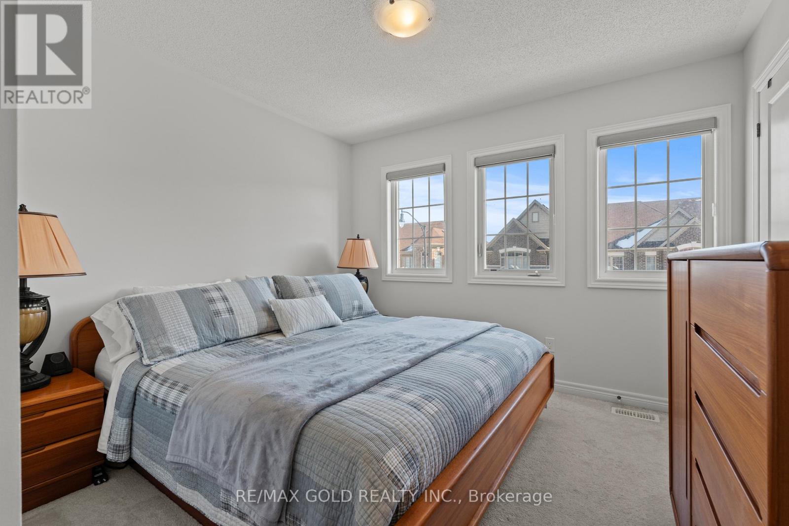 59 Folgate Crescent, Brampton, Ontario  L6R 0B3 - Photo 24 - W12803032