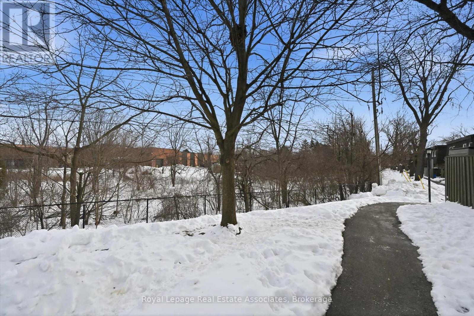 489 Timber Lane, Burlington, Ontario  L7L 4B1 - Photo 39 - W12803038