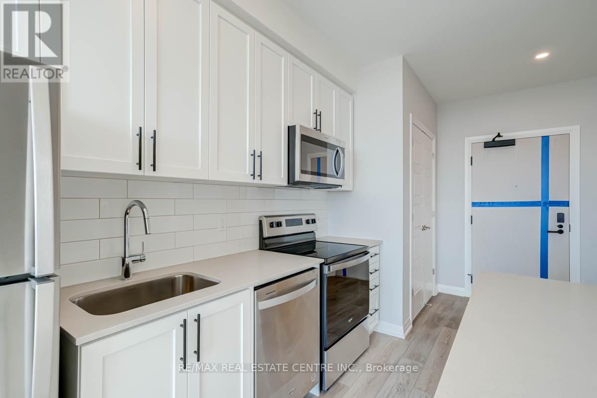 615 - 3006 William Cutmore Boulevard, Oakville, Ontario  L6H 0A4 - Photo 9 - W12803088