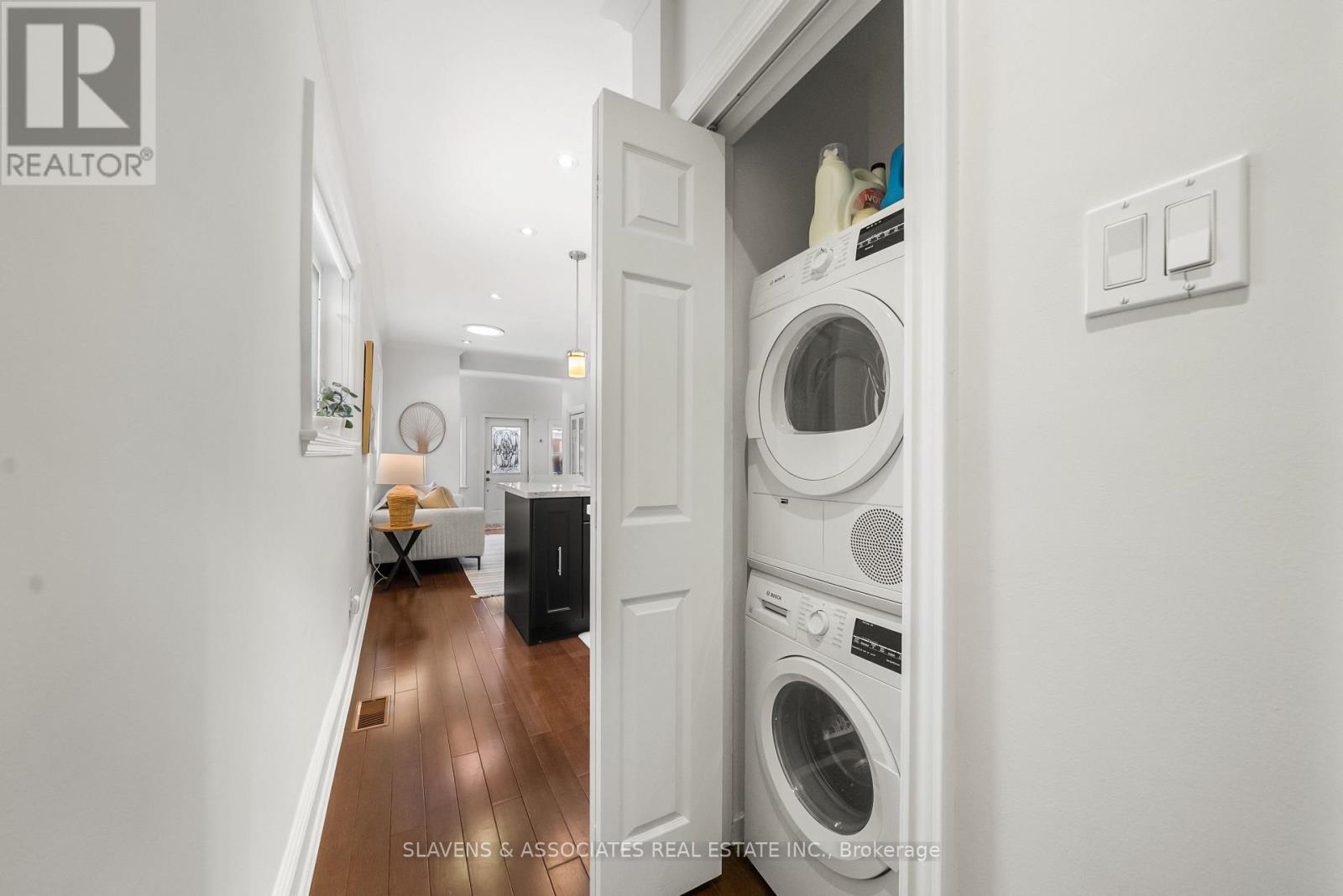 131 Boon Avenue, Toronto, Ontario  M6E 3Z6 - Photo 10 - W12803114