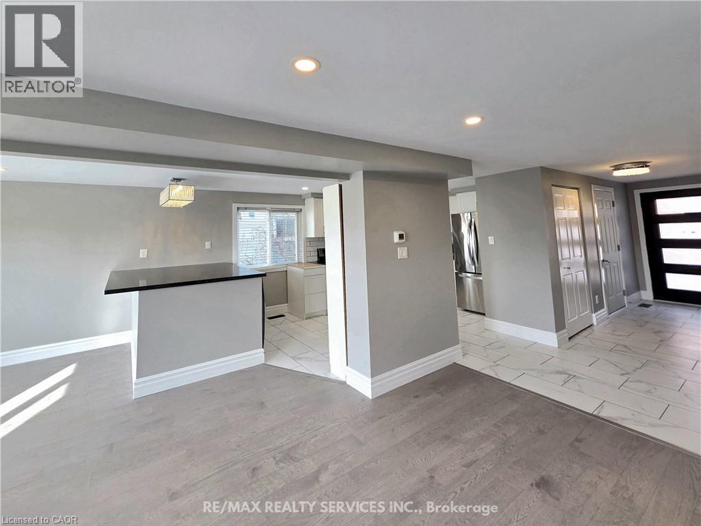 662 N Elgin Street N, Cambridge, Ontario  N1R 7W5 - Photo 10 - 40806333