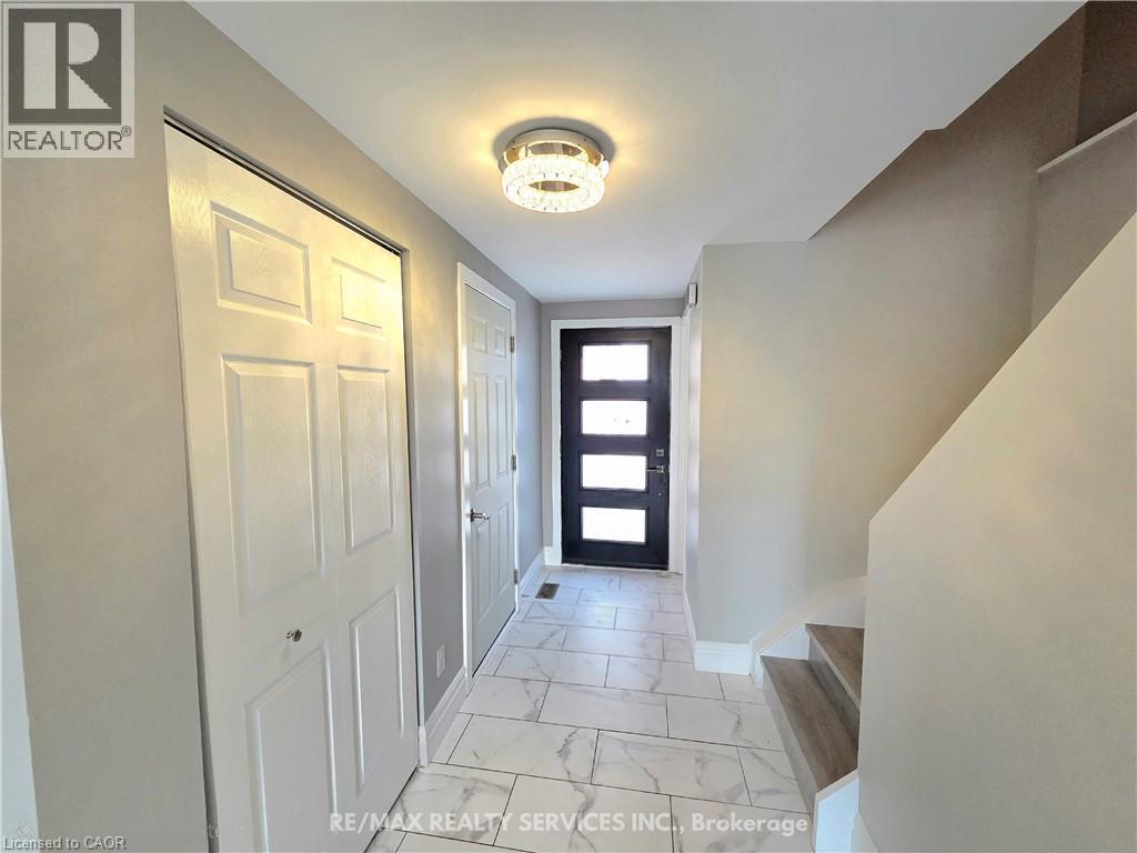 662 N Elgin Street N, Cambridge, Ontario  N1R 7W5 - Photo 7 - 40806333