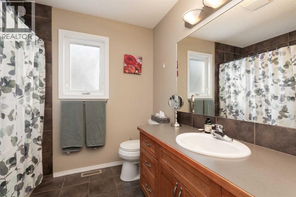 296 Tartan Circle W, Lethbridge, Alberta  T1J 0Z1 - Photo 13 - A2283989