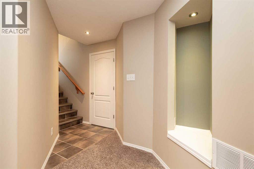 296 Tartan Circle W, Lethbridge, Alberta  T1J 0Z1 - Photo 16 - A2283989