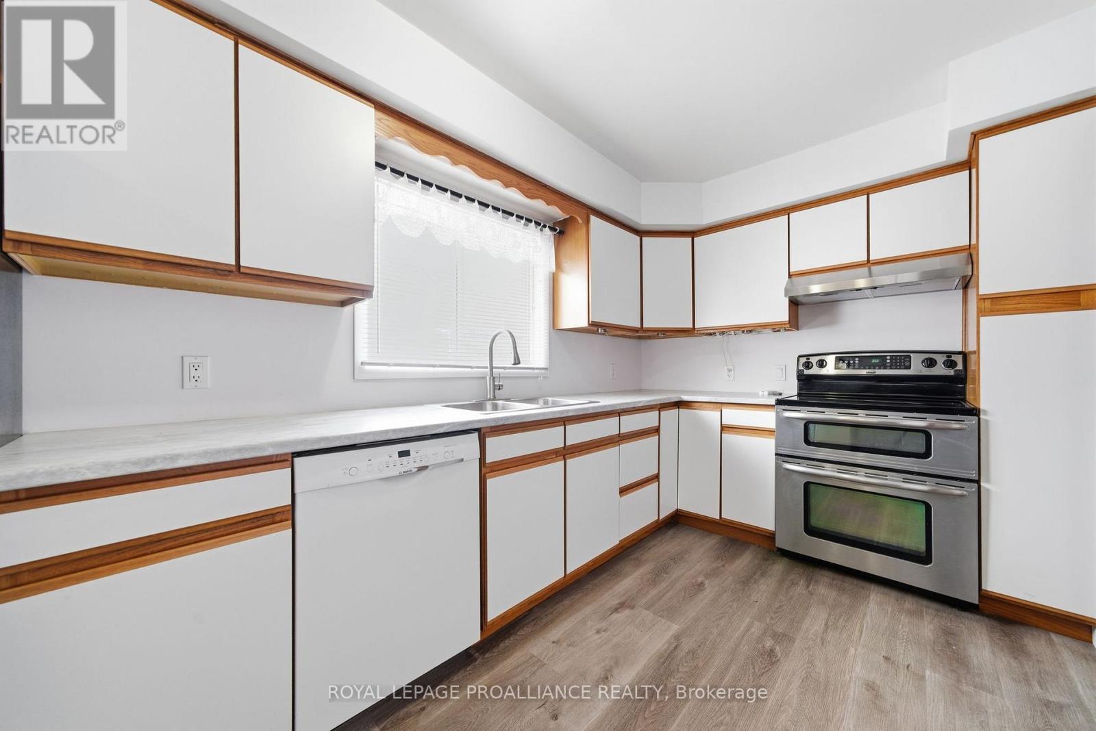 5 Sixth Street, Belleville, Ontario  K8N 4S4 - Photo 8 - X12803184